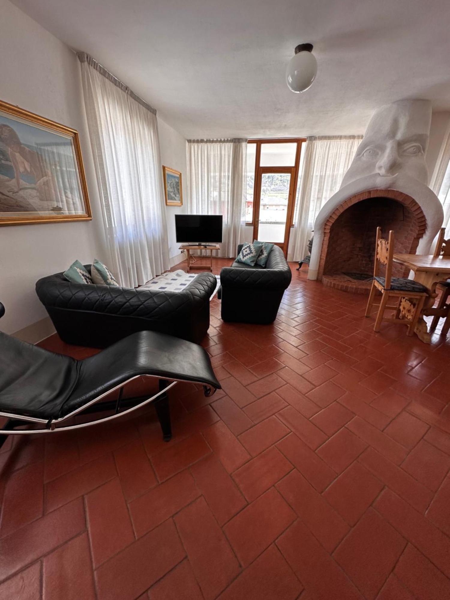 Ampio Appartamento Con Vista “Casa Magro” Tirano Buitenkant foto